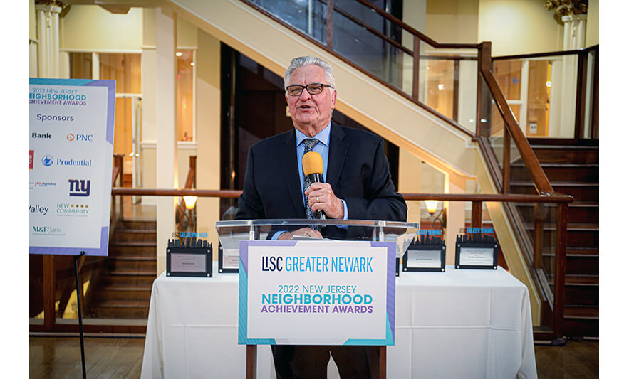 Read more about the article Retired New Community CEO Receives Lifetime Achievement Award from LISC Greater Newark