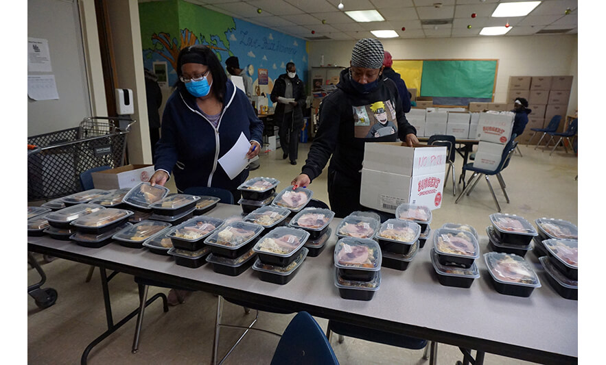 Withum Harmony House Thanksgiving 11-22-2021 Women getting meals for web